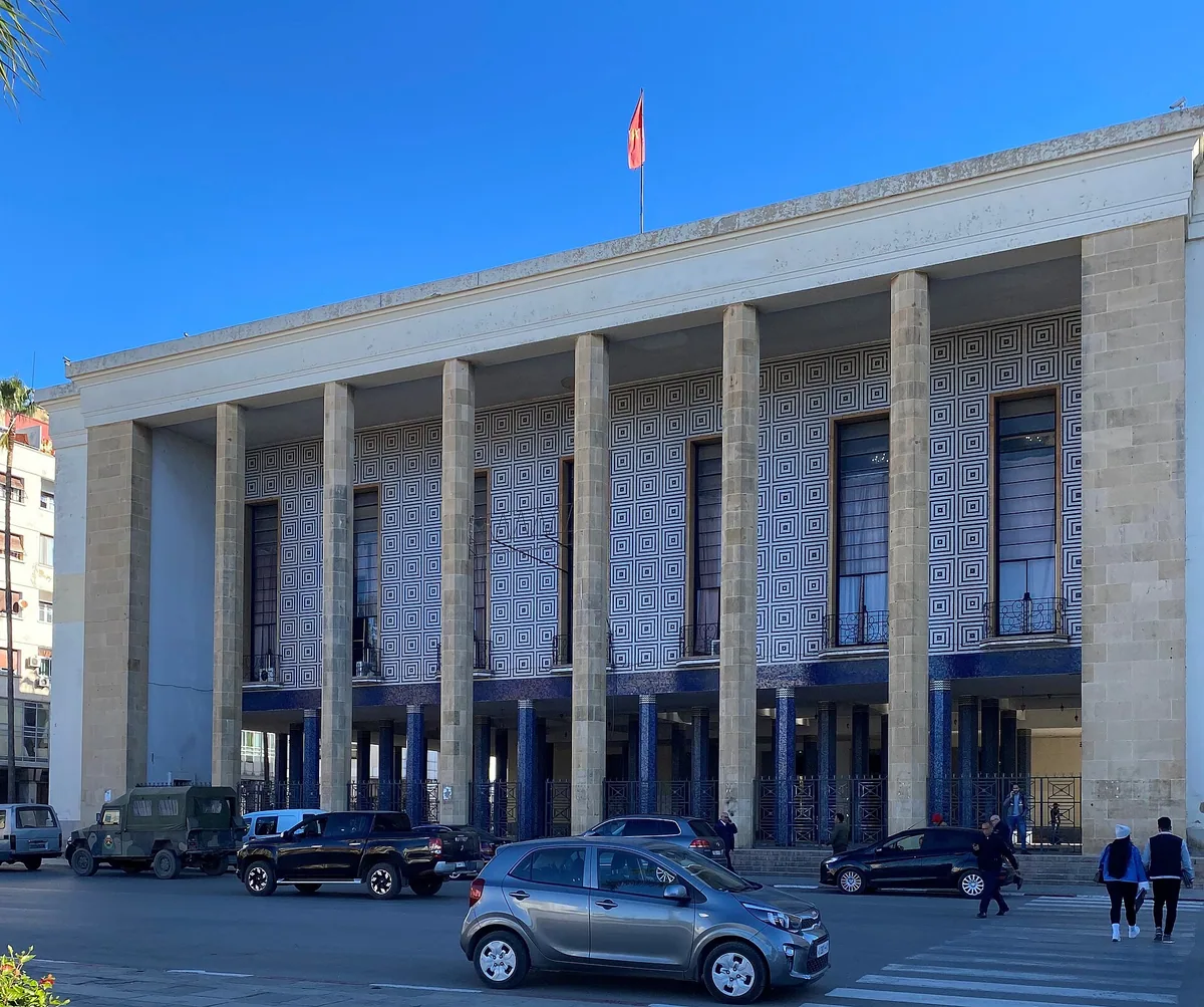 Hôtel de ville de Meknès ; contexte territorial.