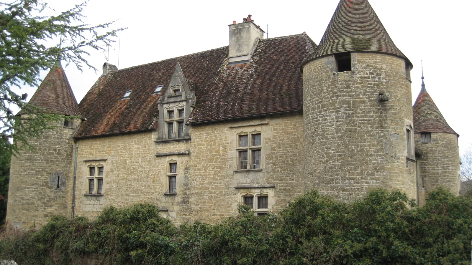 Château de Domblans dans le Jura.